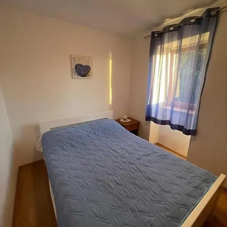 Funcic Apartment